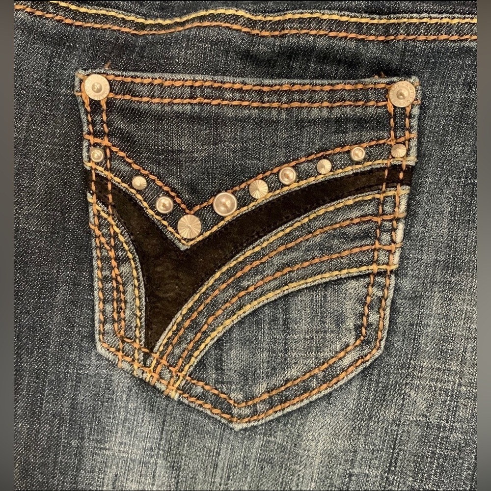 Antique Rivet embellished straight leg jeans.  Size: 7/28; Style: RN 97628.